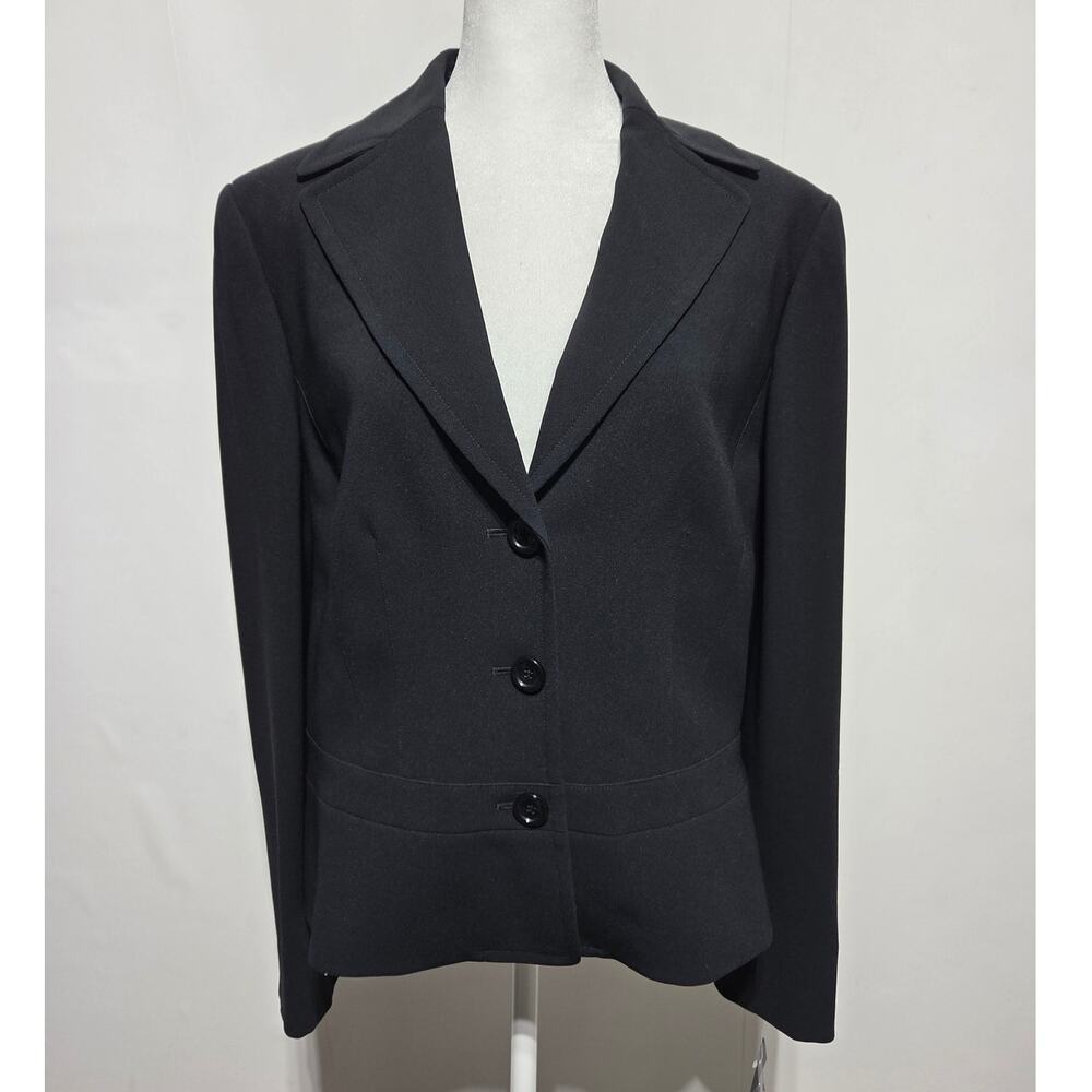 Ann Taylor NWT Woman's Black 3 Button Front Pleated Blazer Size 12